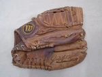 Vintage Wilson A2005 Jim Catfish Hunter Nylon Stitched Glove Made Usa Left. Fixed Price $39.99.