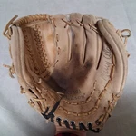 1960'S Wilson Matty Alou Baseball Glove Right Hand Throw Model A2601. Fixed Price $32.95.