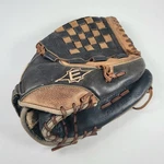 Easton Inch Right Hand Throw Baseball Mitt SP1300 Good Condition. Fixed Price $31.96.