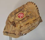 Rawlings Heritage Series XFG125S 12.5" Baseball Softball Glove Right Thrower. Fixed Price $70.00.