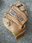 Vtg Mizuno Max Flex MT1500 Super Palm Professional Model Baseball Glove. Fixed Price $19.99.