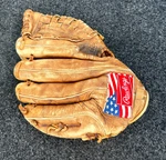 Rawlings Heritage Series 11.5" Baseball / Softball Glove XFG-115S Righty. Fixed Price $99.99.