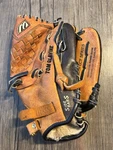Tom Glavine Mizuno Lht Baseball Glove 10.75" Prospect Series Mpr TG108P. Fixed Price $18.88.