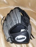 Franklin 22350 Ball Glove 9 1/2 Inch Black And Gray Pre-owned Excellent. Fixed Price $9.99.