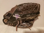 Saranac C6009 Full Grain Steerhide Deluxe Series Black Right Hand Throw. Fixed Price $38.95.