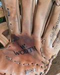 Worth RD4-12 Baseball Glove Made In Japan Soft Tan Leather Rht. Fixed Price $10.00.