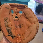 Vintage Macgregor Catchers Mitt MM100 Gary Carter Right Hand Throw. Fixed Price $27.00.