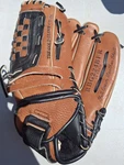 Rawlings RBG224BFR 11.5" Leather Baseball Glove Lht Basket Web Brown/black. Fixed Price $19.00.