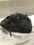Mizuno GMVP-1253P Women Broken In 12.5 Fast Pitch Softball Glove Right Throw. Fixed Price $85.00.