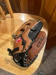 Rawlings Vice Brown & Black Leather VSB125 12.5 Inch Rht Baseball Glove. Fixed Price $59.99.
