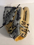 Mizuno Classic Fastpitch Right-hand 12 Inch Baseball Glove Tan Grey Gcc 16C. Fixed Price $90.00.