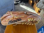 Max Flex Mizuno MZ1351 Professional Model Leather Softball/baseball Glove Euc. Fixed Price $39.95.