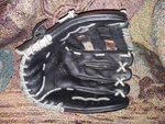 Rawlings GGE13HB Glove Rht. Fixed Price $60.00.