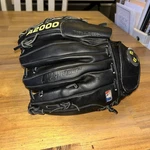 Rht Wilson A2000 Conform 11.75 Model A1915 Baseball Glove Japan Dfs Dialfit. Fixed Price $235.00.