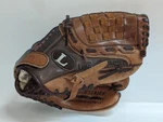 Louisville Slugger Baseball Mitt Softball Glove Pro Pattern 10.5 LS1051 (rht). Fixed Price $16.99.