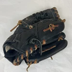 Mizuno 11.5" Youth Baseball/softball Glove GPL1150D2 Right Handed Throw- Black. Fixed Price $19.99.