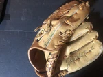 Vintage Wilson 3146 Baseball Glove - Jim "catfish" Hunter Pro Model Rht. Fixed Price $16.50.