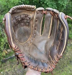 Nokona AMG-700 14 Softball Baseball Glove Rht American Legend Series Usa. Fixed Price $170.00.
