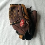 Rawlings Baseball Glove Bull 11.5 RB15 Oiled Leather Basket Weave Rht Great. Fixed Price $19.00.