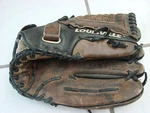 Louisville Tps FT1250 Baseball Glove Rht Professional Pattern Leather Mitt. Fixed Price $14.43.