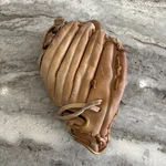 Montgomery Ward Professional Model Registered 60-21224 Baseball Glove Prime Leat. Fixed Price $22.99.