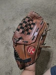 Rawlings Rbg 26 Glove Right Hand Throw Brown Leather 12.5 Inch Preowned. Fixed Price $35.00.