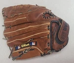 Wilson A1850 PRO9 Leather 12 1/2" Baseball Glove Right Handed Thrower. Fixed Price $35.00.