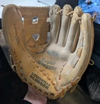 Vtg Louisville Super Slugger Tri Action Horseshoe LSG76 Leather Baseball Glove. Fixed Price $24.99.