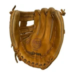 Wilson Vintage Baseball/softball Glove Right-hand Thrower 11.5IN A9820 Leather. Fixed Price $25.99.