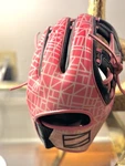 Rawlings 11.5 REV1X Series Glove 2025, Pink/white/black - Rht Sale. Fixed Price $425.00.