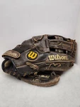 Baseball Glove Wilson Brown Rht A2221. Fixed Price $25.00.