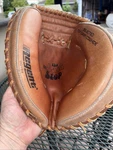 Regent Catchers Mitt 00124 Leather Rht Right Handed Thrower. Fixed Price $14.99.