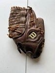 Wilson Aura A0800 12" Fastpitch Softball Glove Rht A08RF16DO12. Fixed Price $26.99.