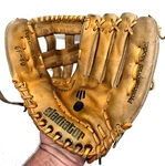 11" Gladiator GF-40 Baseball Leather Glove Rht Medalist Nylon Sewn 1960'S Vtg. Fixed Price $24.95.