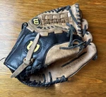 Wilson A465 1/2 A0465 B5 115 Baseball Glove. Fixed Price $10.00.