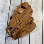 Wilson Youth Model A2295 Baseball Glove George Brett Snap Action.. Fixed Price $24.99.