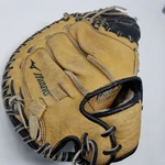 Mizuno Gxc 110 Baseball Catcher's Mitt 31" Prospect Series Power Close Rht Youth. Fixed Price $38.88.
