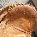 Mizuno Mzc 25 Steerhide Leather Baseball Catcher Mitt Brown Super Flex Palm. Fixed Price $40.00.