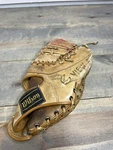Wilson A2844 Don Mincher Minnesota Twins Rht 1ST Base Glove Triple Lock Web Vtg. Fixed Price $16.24.