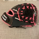Franklin 22320-11 11" Fastpitch Pro Series Softball Fielding Glove Pink Gray. Fixed Price $12.95.