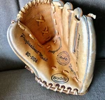 Vintage Baseball Glove Roddy Pro Model 80-0104 Topgrain Leather Training Rare. Fixed Price $29.99.