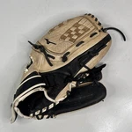 Mizuno 12.5'' Supreme Series Fastpitch Glove - (1251F2WH) Black/white Rht. Fixed Price $49.99.
