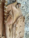 Wilson Barry Bonds Advisory Staff A2286 Youth 11" Baseball Glove Right Handed. Fixed Price $18.00.