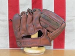 Vintage 1950S Wilson Leather Baseball Glove Fielders Mitt Pete Runnels A2980. Fixed Price $59.00.