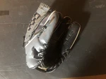 Adidas Camoulflage TS1000BGT Easy Close Youth Baseball Glove 10" Gray Black Rht. Fixed Price $9.99.