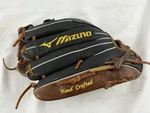 Mizuno 11.75 Premier Player Gcp 56S2 Throwback Leather Soft Baseball Glove. Fixed Price $100.00.