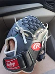 Rawlings 11.5 Inch Baseball Glove WFP115MT Leather Palm Basket Web Left Hand Fit. Fixed Price $16.95.