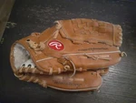 Rawlings Rbg 10GS 13" Lht Baseball Glove Arch The Mark Pro Fast Back Model. Fixed Price $29.99.