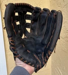 $250 Louisville Slugger Tps 125 Pro Slowpitch Fastpitch Softball 14" Mitt Japan. Fixed Price $80.00.