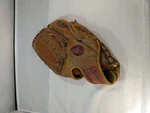 Rawlings PG18 Greg Luzinski 11.5 Baseball Softball Glove Right Hand Throw. Fixed Price $23.95.